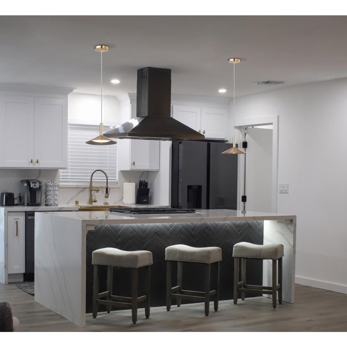 Corrine 10" LED Pendant, Burnished Brass Finish - Bees Lighting