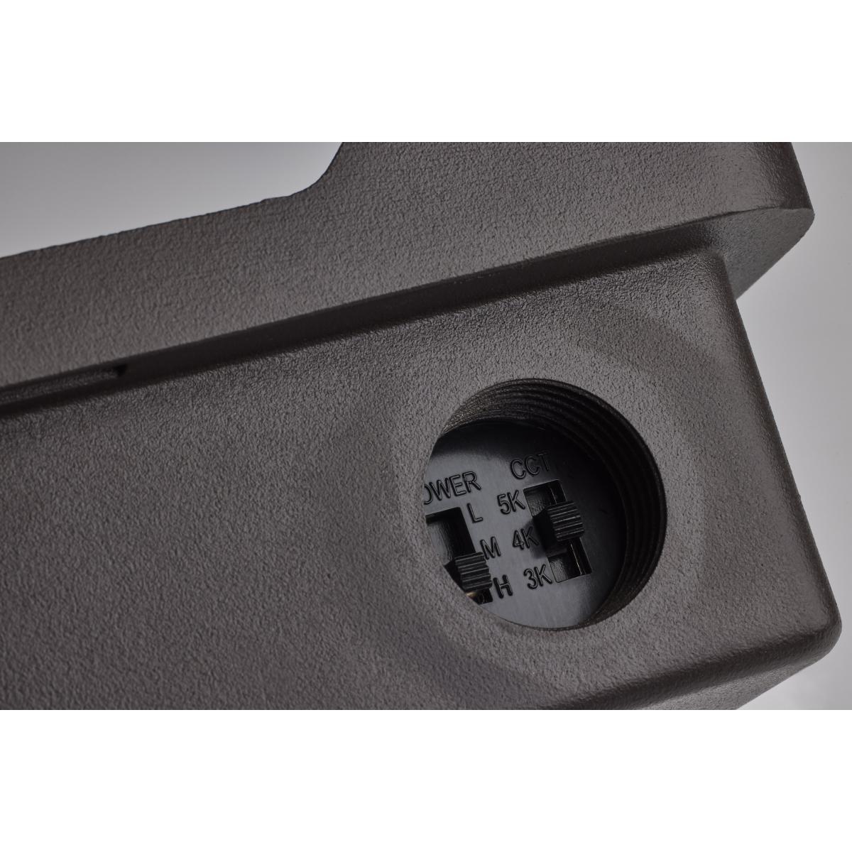 LED Flood Light With Photocell, 15/35 Watts, 5000 Lumens, 30K/40K/50K, 120-347V - Bees Lighting