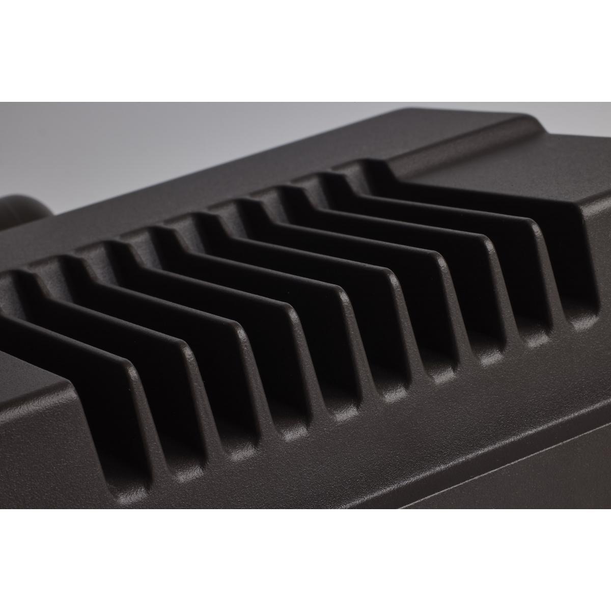 LED Flood Light With Photocell, 15/35 Watts, 5000 Lumens, 30K/40K/50K, 120-347V - Bees Lighting