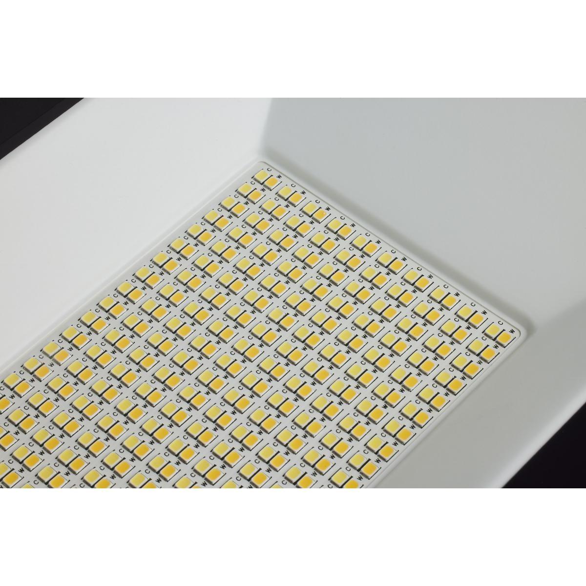 LED Flood Light, 150W, 21000 Lumens, 30K/40K/50K, 120-347V, Slipfitter - Bees Lighting