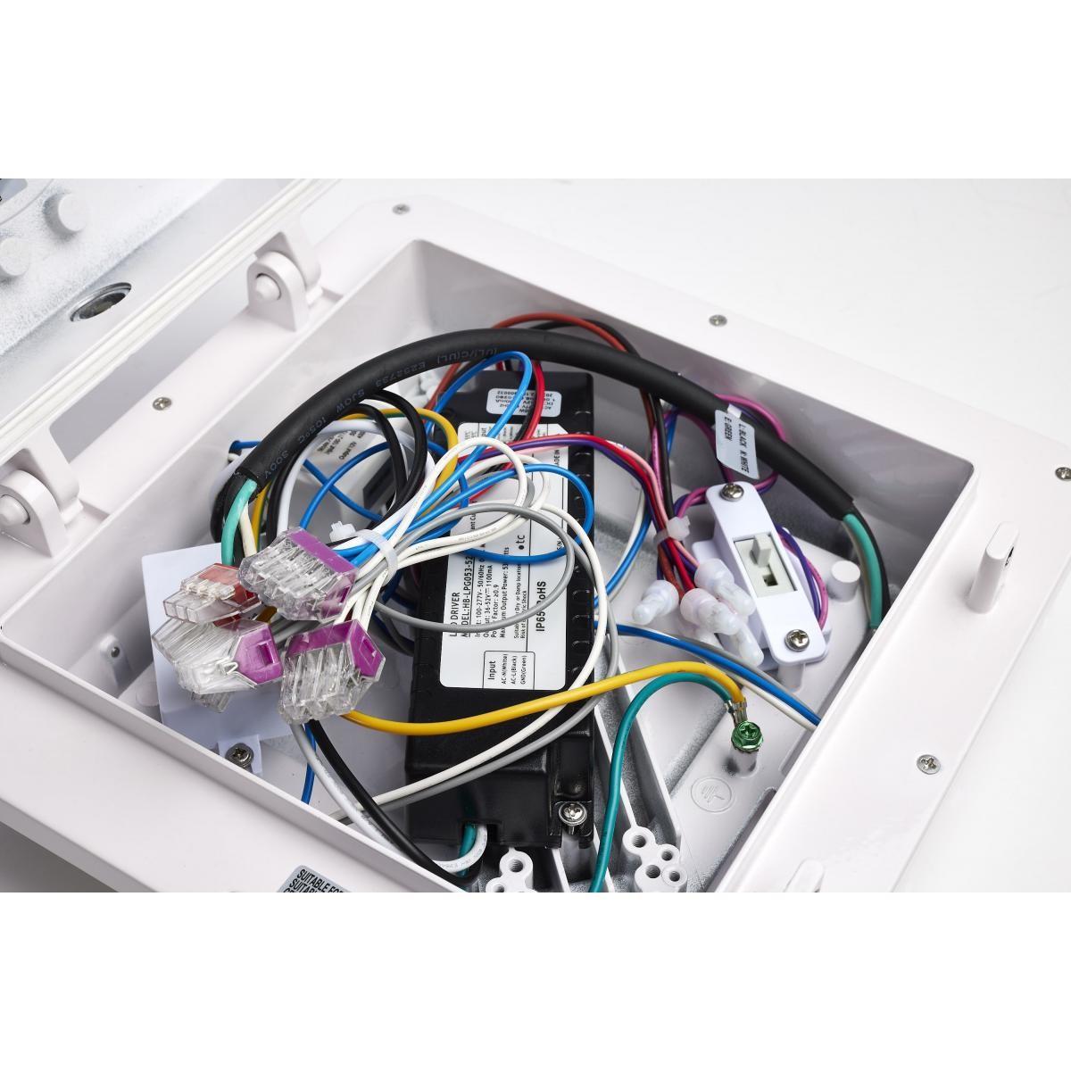LED Parking Garage Canopy Light, 6280 Lumens, 45W, 30K/40K/50K, 120-277V - Bees Lighting