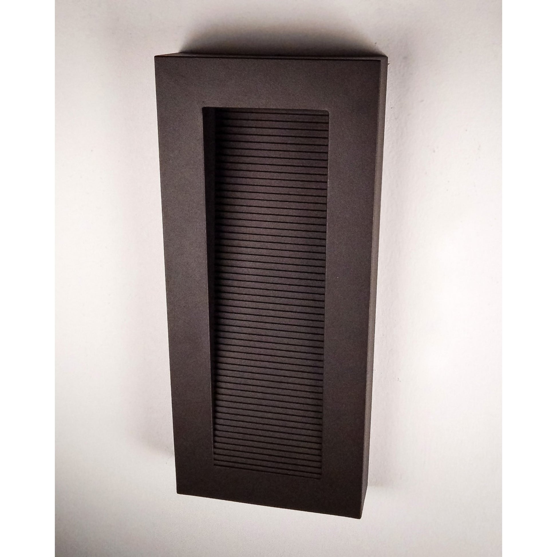 Avenue LED 16" LED Outdoor Wall Sconce, Architectural Bronze Finish - Bees Lighting