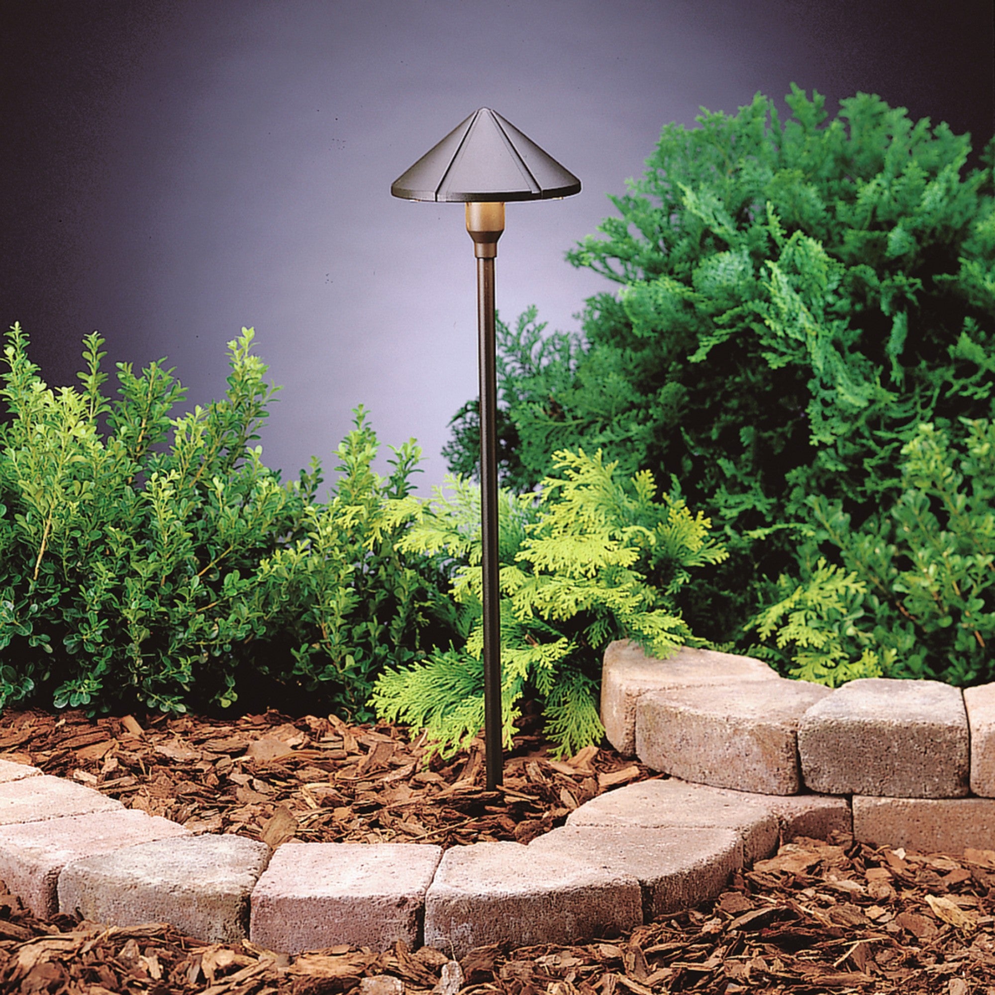 Center Mount LED Integrated Path Light - Bees Lighting