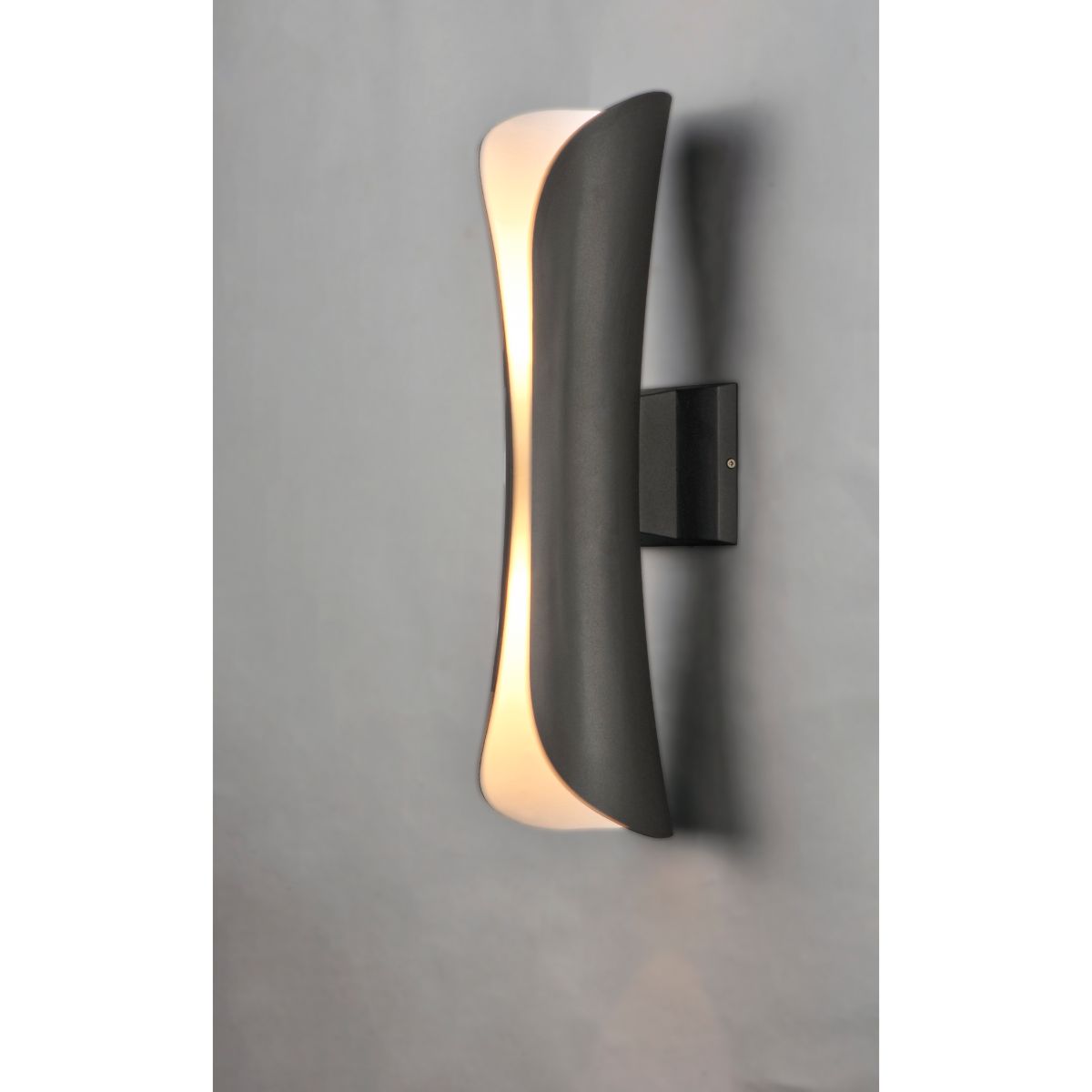 Scroll 21 in. Outdoor Wall Sconce 1540 Lumens, Architectural Bronze - Bees Lighting