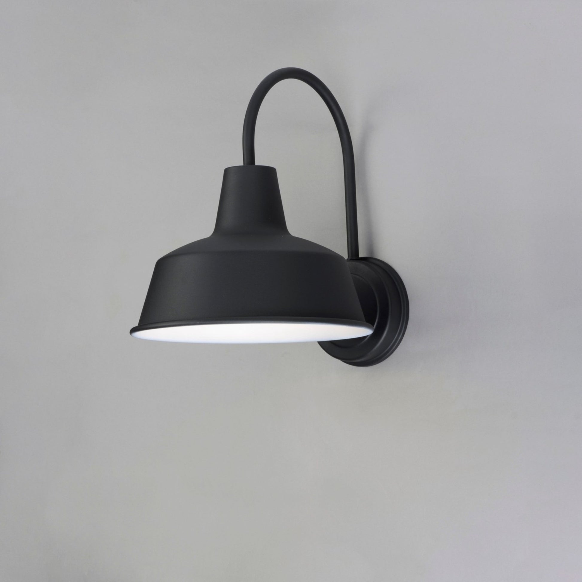Pier M 13" Outdoor Wall Lantern, Black Finish - Bees Lighting