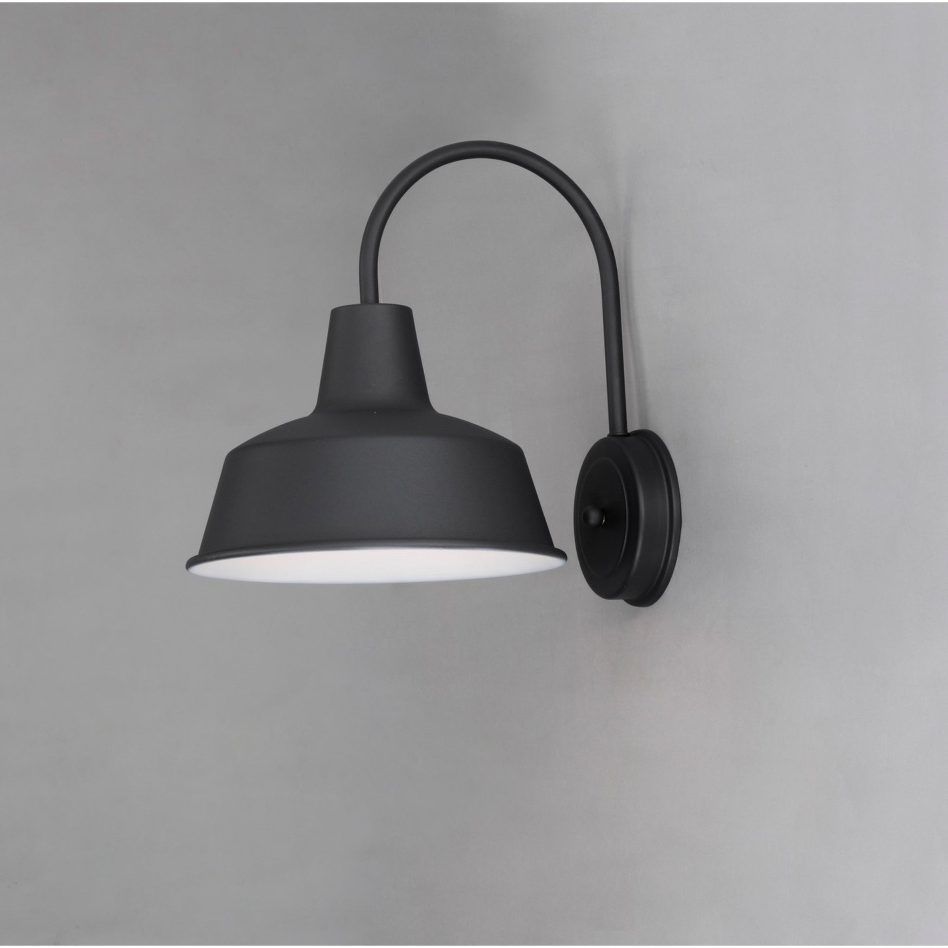 Pier M 13" Outdoor Wall Lantern, Black Finish - Bees Lighting