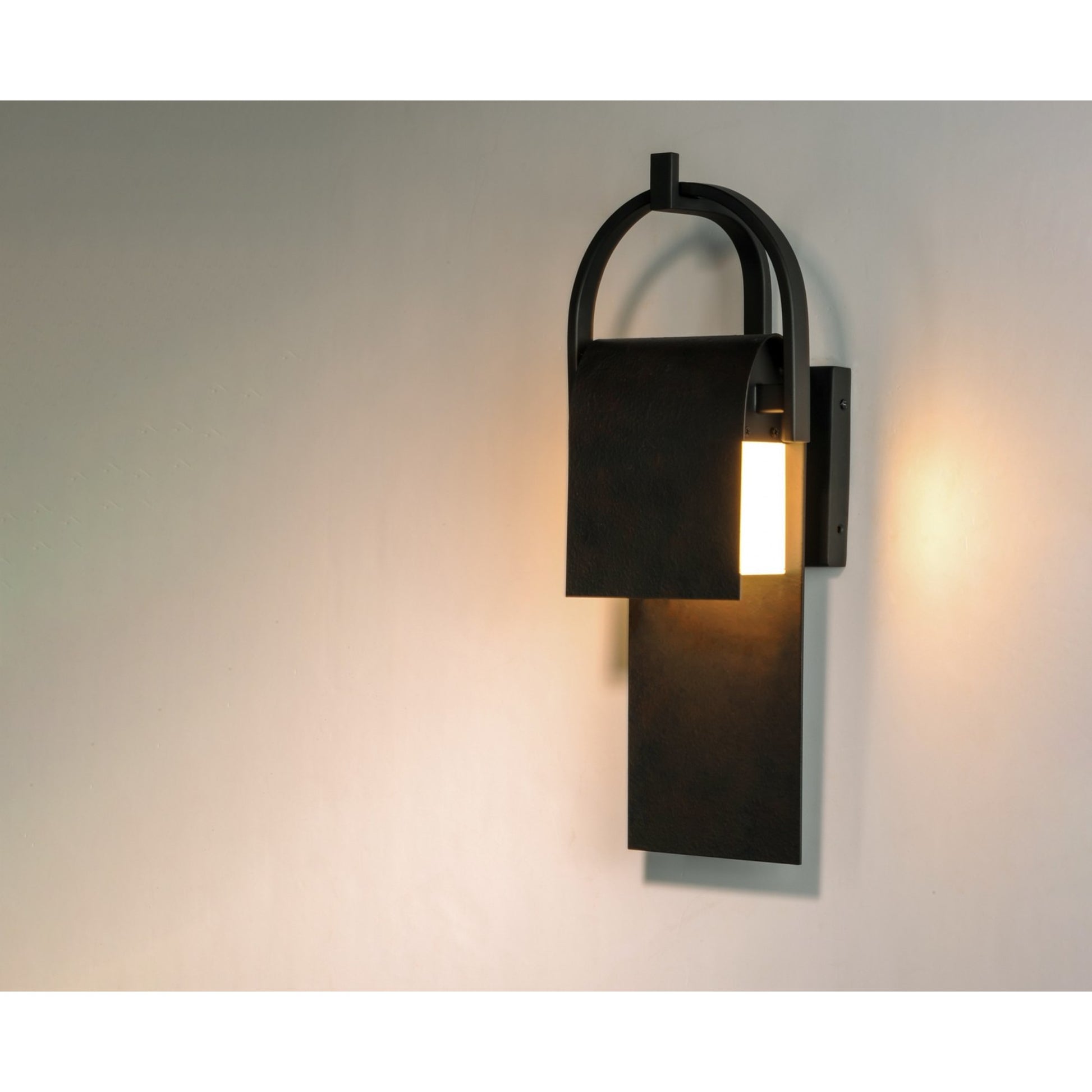 Laredo 20" LED Outdoor Wall Sconce, Rustic Forge Finish - Bees Lighting