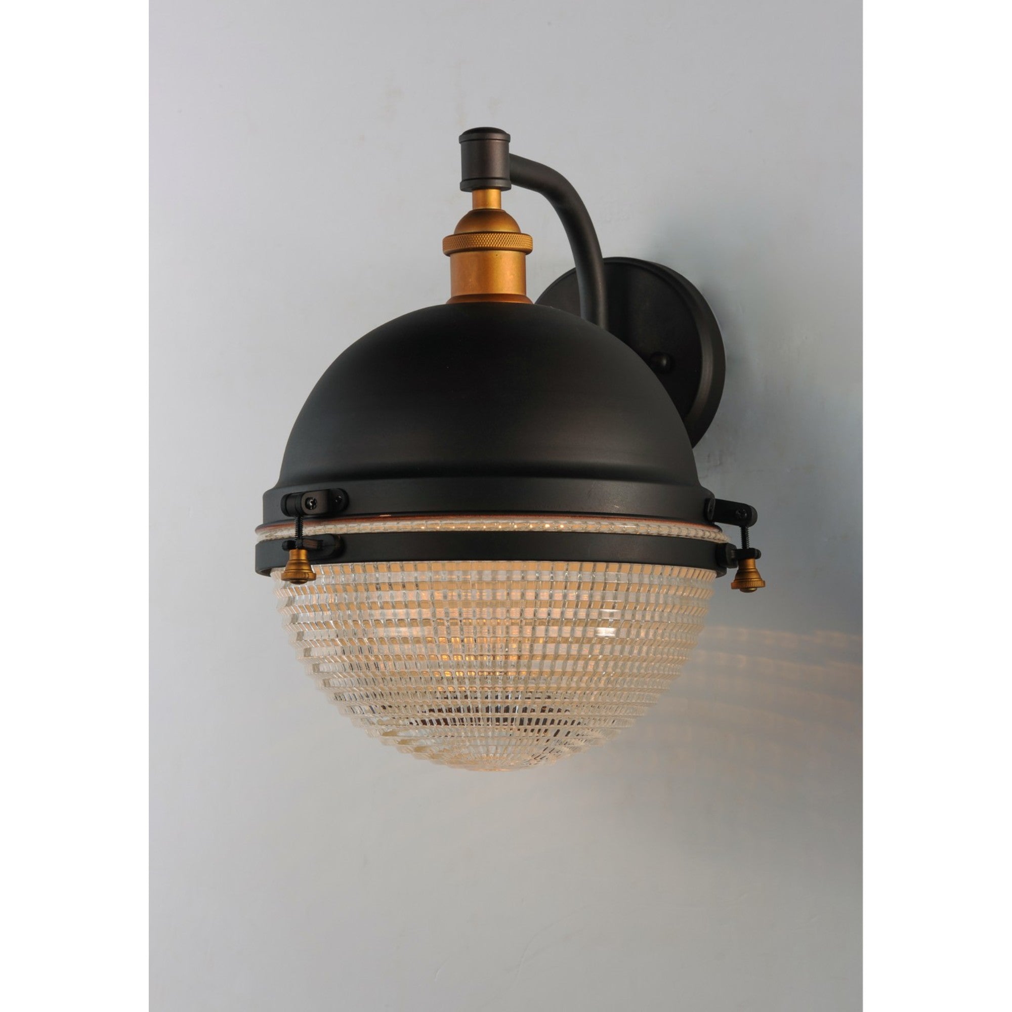 Portside 14" Outdoor Wall Lantern, Oil Rubbed Bronze Finish - Bees Lighting