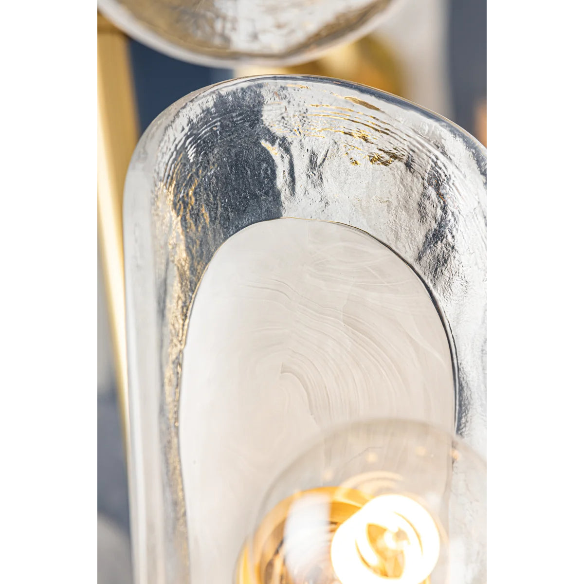 Hilo 30" 20 Lights Chandelier Aged Brass Finish - Bees Lighting