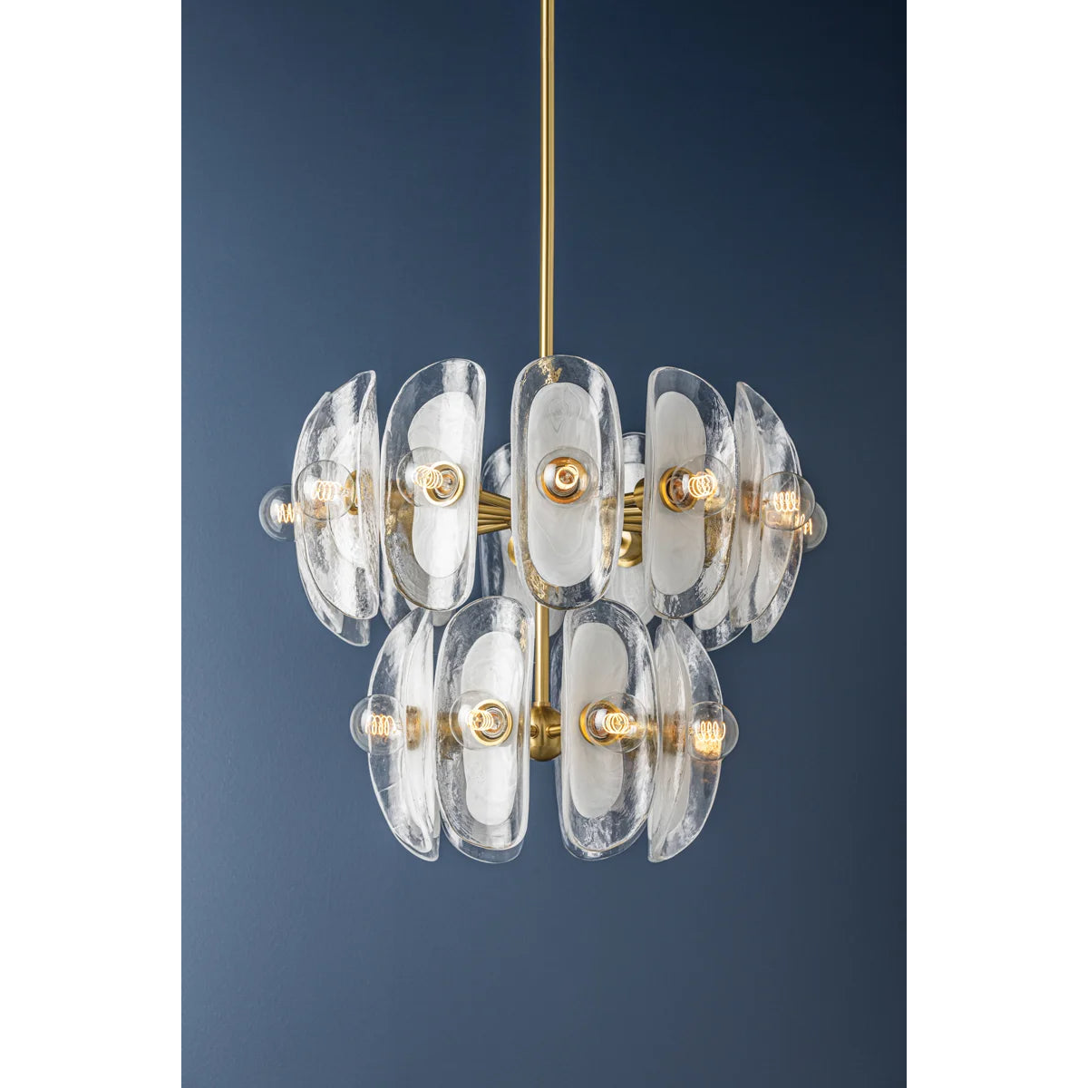 Hilo 30" 20 Lights Chandelier Aged Brass Finish - Bees Lighting