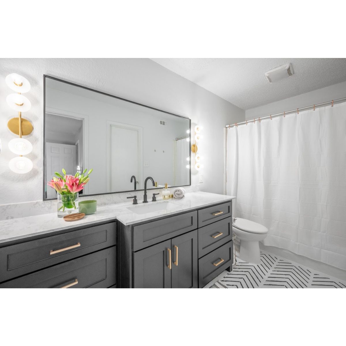 ELMONT 25 in. 4 lights Vanity Light Brass finish - Bees Lighting