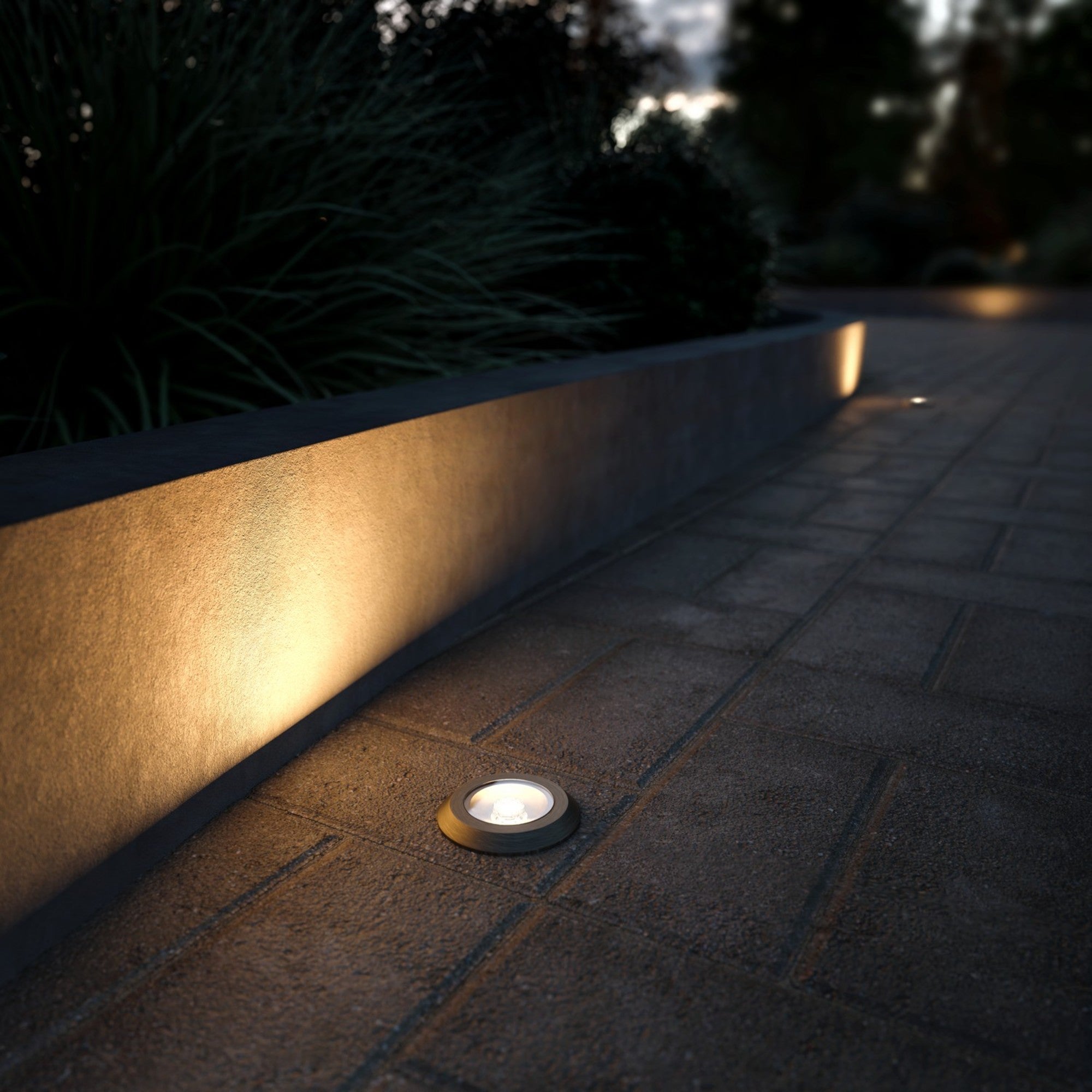 LED Landscape In-Ground 200 Lumens Brass 3000K - Bees Lighting