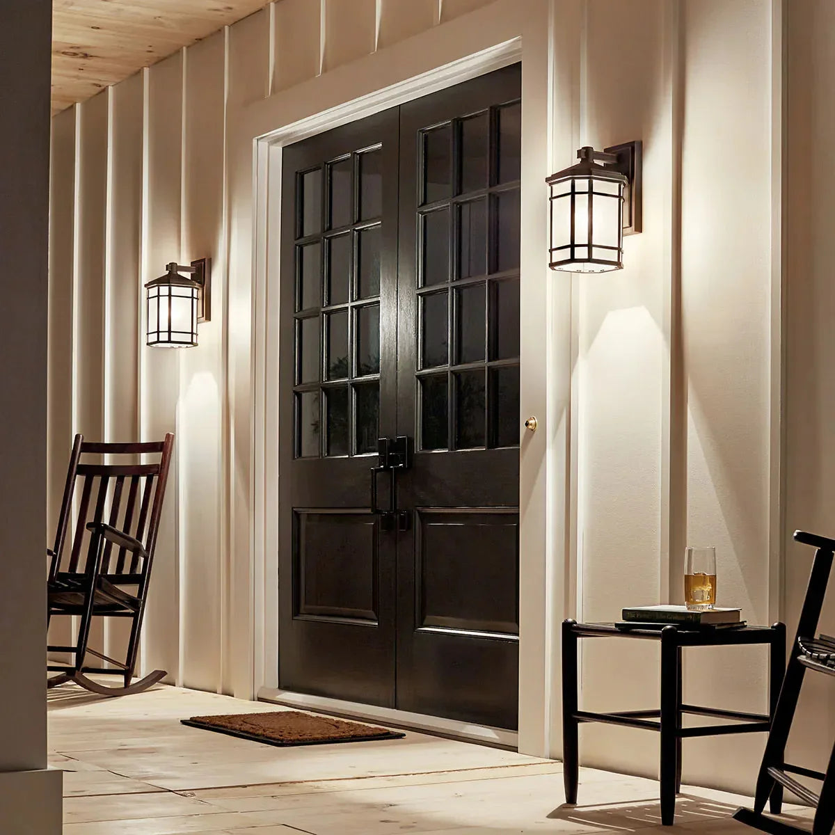 Cameron Outdoor Wall Light - Bees Lighting