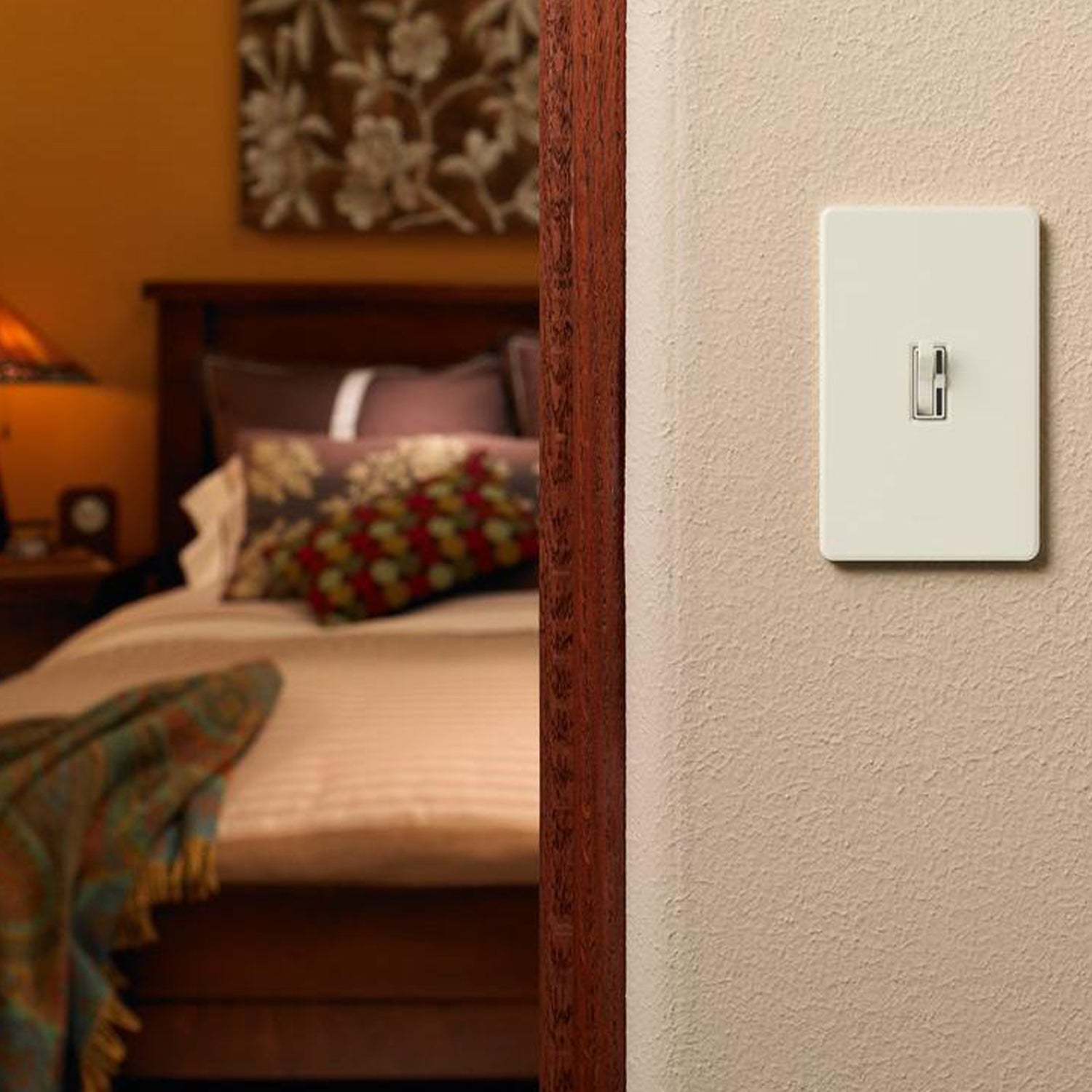 Ariadni Toggler LED+ Dimmer Switch, 150-Watt, Single Pole or 3-Way, Black - Bees Lighting