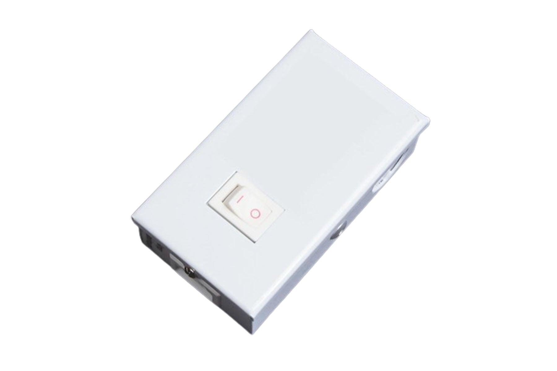 White Junction Box with Quick Connects for Covalinear LED Lightbar - Bees Lighting