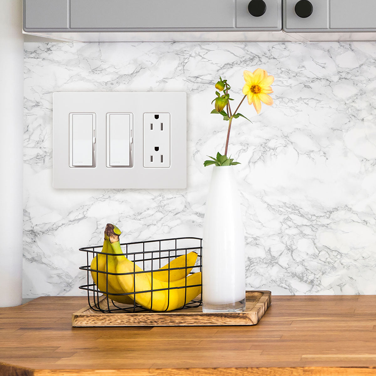 Claro 3-Gang Decorator Rocker Wall Plate, White - Bees Lighting