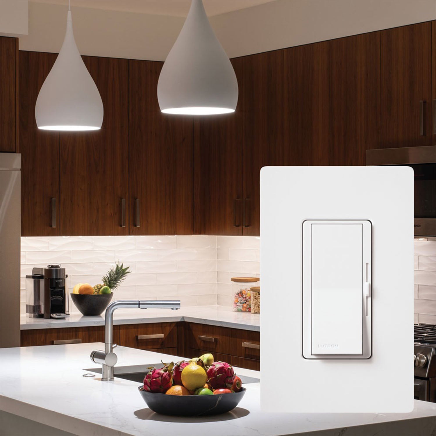 Diva 0-10V LED/Fluorescent Dimmer Switch, 120V-277V, 8 Amp, Single-Pole/3-Way, Light Almond - Bees Lighting