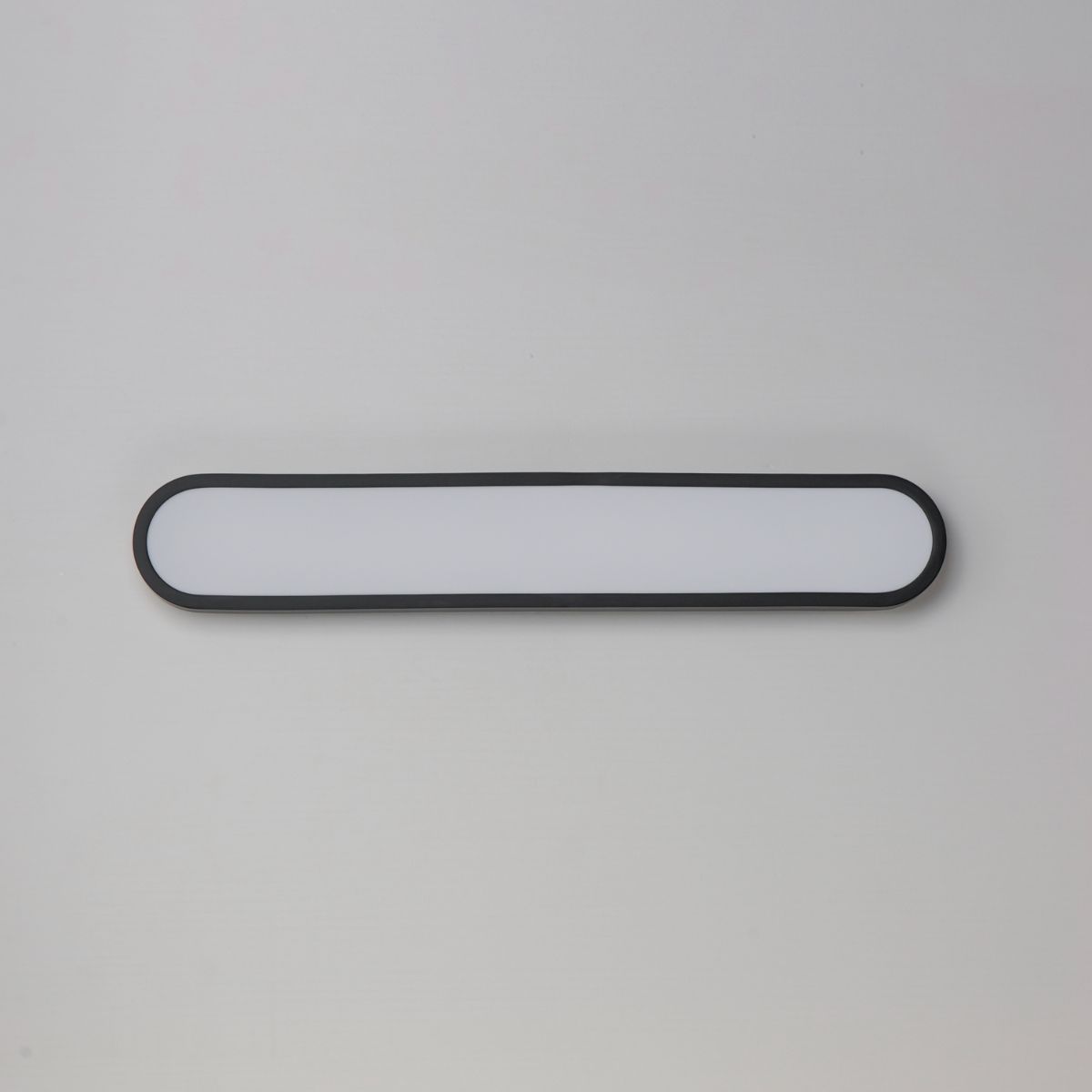 Latitude 30 in. LED Bath Bar Black Finish - Bees Lighting