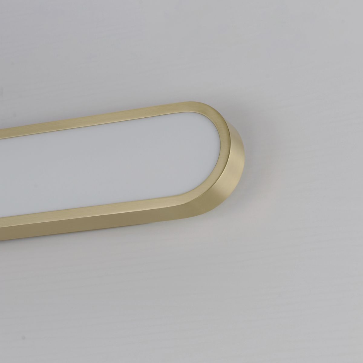 Latitude 30 in. LED Bath Bar Gold Finish - Bees Lighting