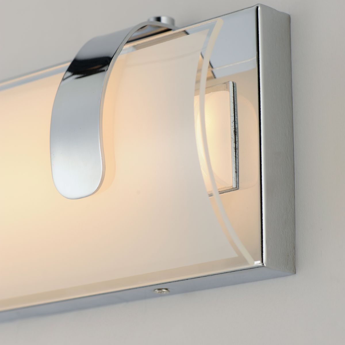 Clutch 13 in. LED Bath Bar Polished Chrome Finish - Bees Lighting