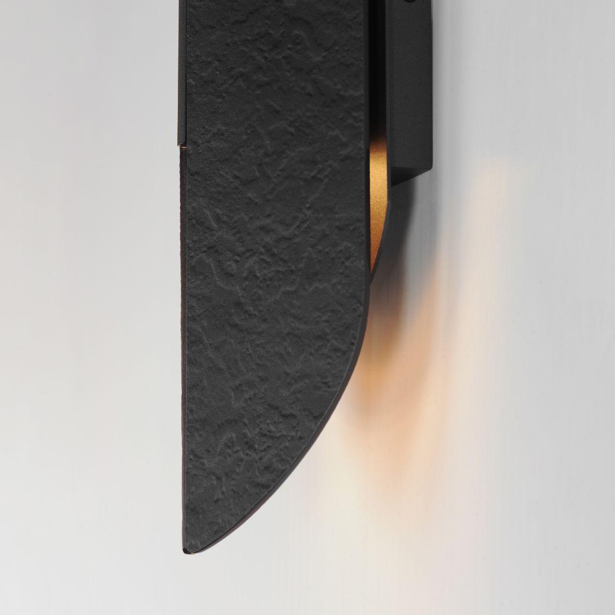 Tectonic 18 in. LED Outdoor Wall Sconce 3000K Black Finish