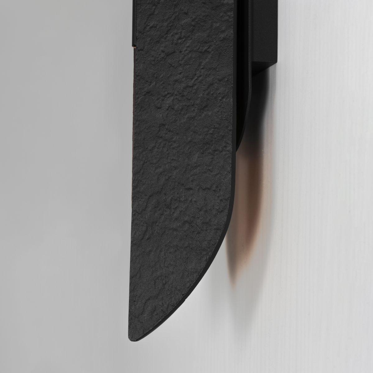 Tectonic 22 in. LED Outdoor Wall Sconce 3000K Black Finish