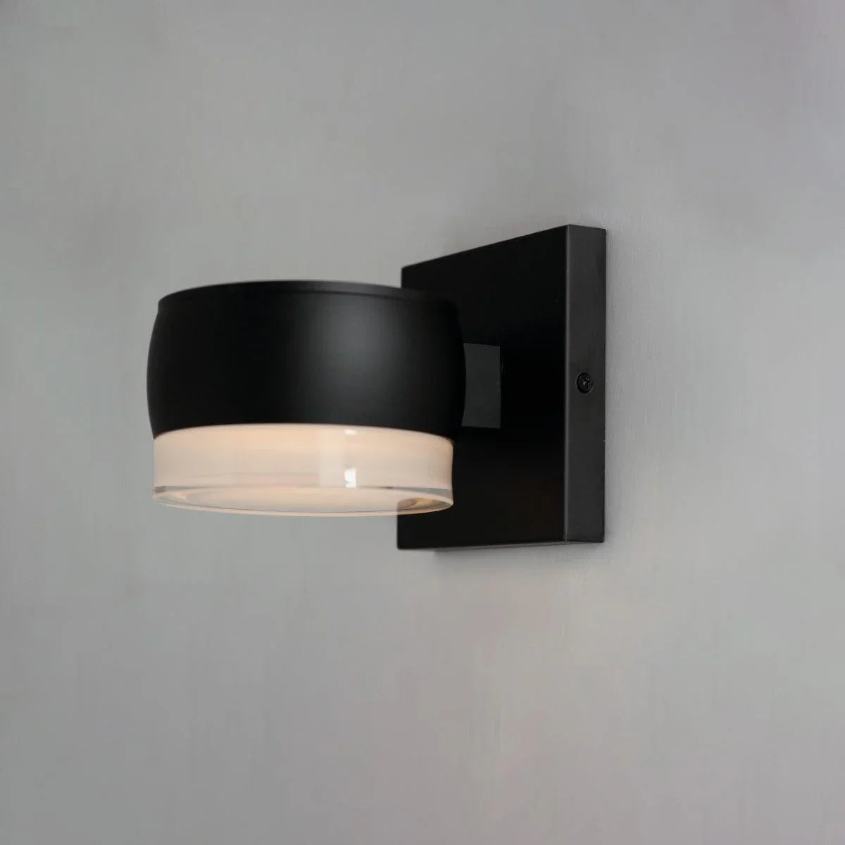 Modular Can LED Outdoor Wall Sconce - Bees Lighting