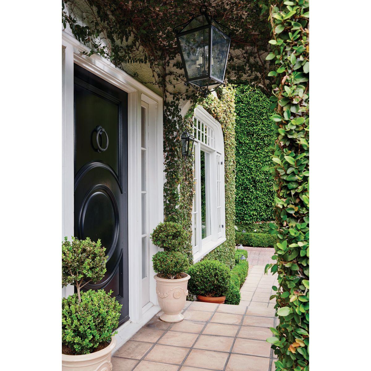SANTA BARBARA COUNTY 27 in. 4 Lights Outdoor Hanging Lantern French iron finish - Bees Lighting