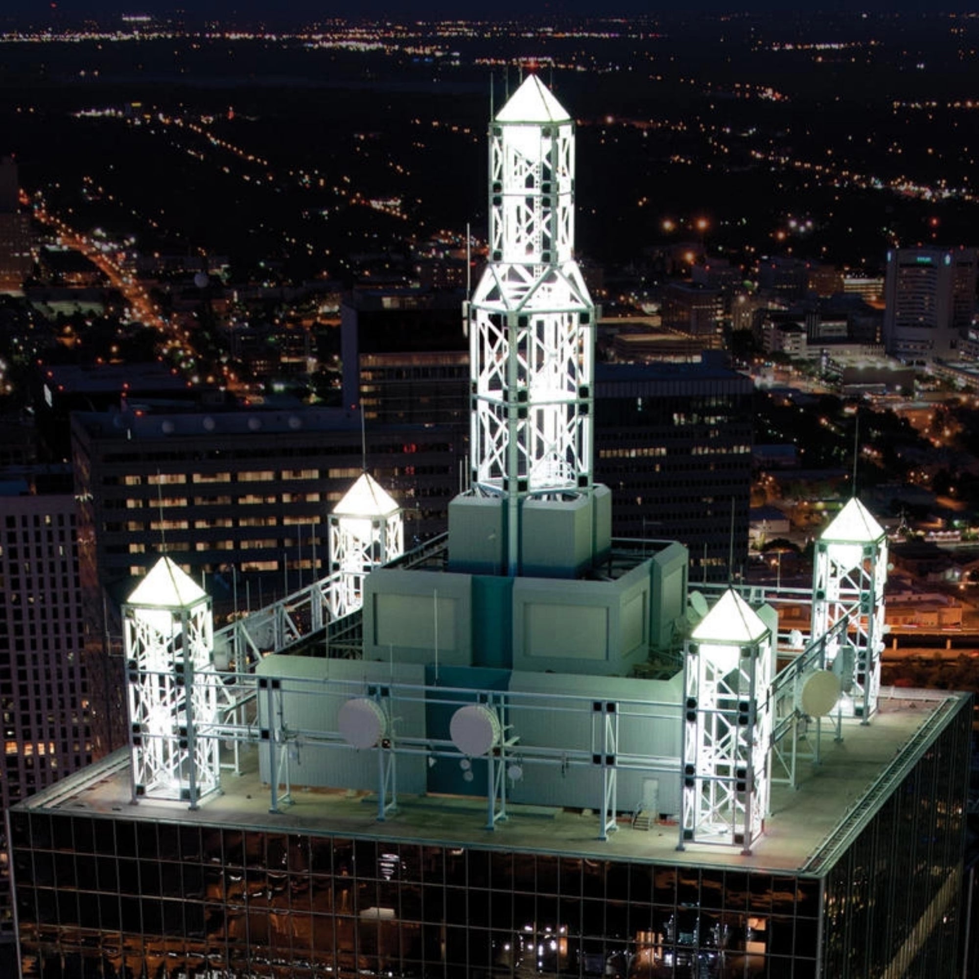 LED Flood Light, 80W, 12000lm, 30K/40K/50K, Knuckle|Trunnion, 120-277V, White