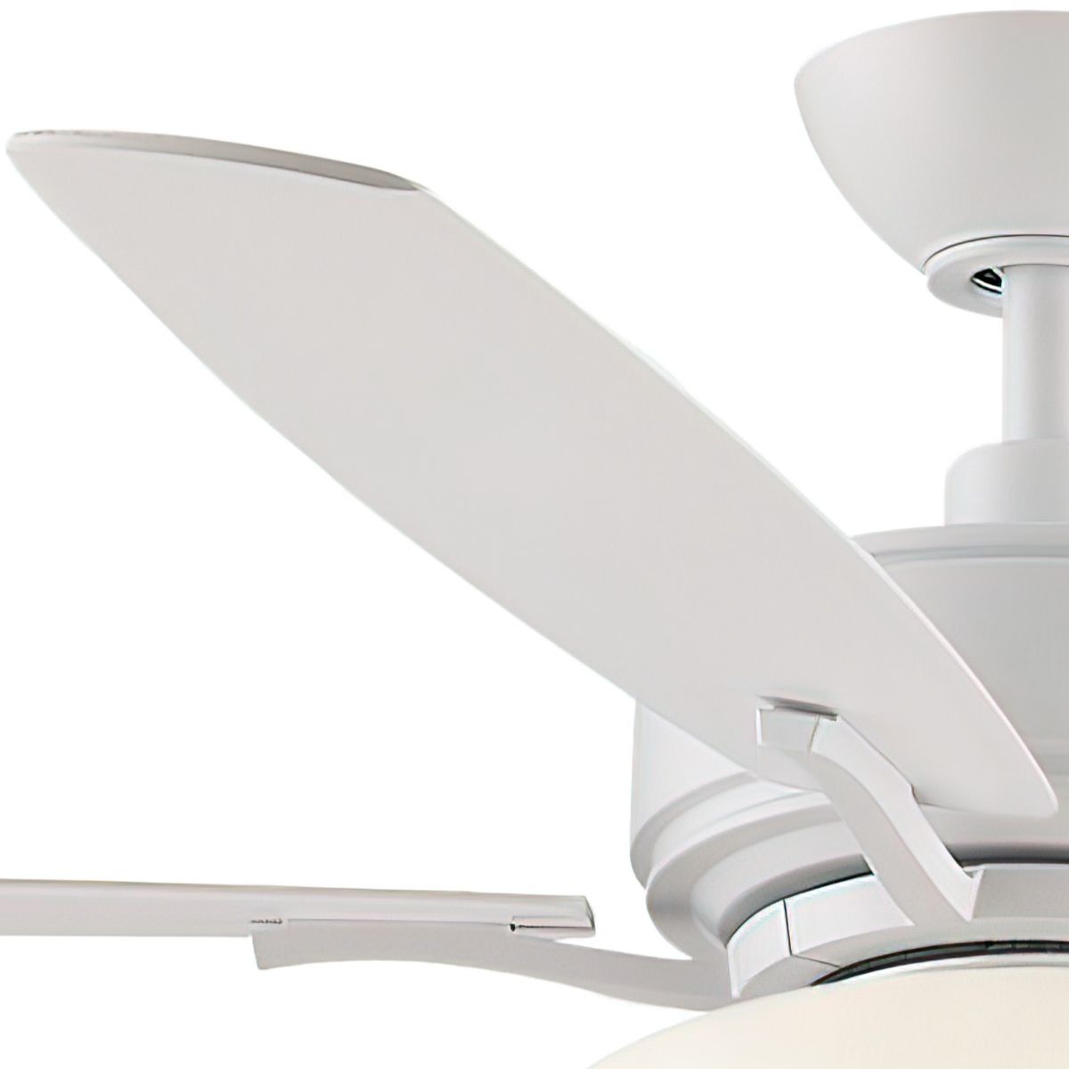Aire Deluxe 52 Inch Matte White Ceiling Fan with Light Kit and Pull Chain - Bees Lighting