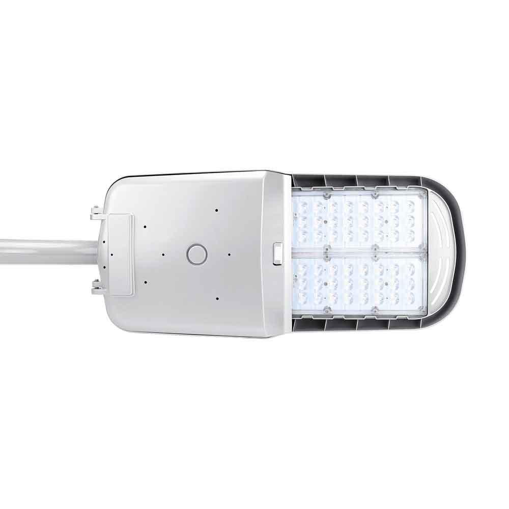 LED Street Light With Photocell 70 Watts 9,900 Lumens 4000K Round/Square Pole Mount 120-277V
