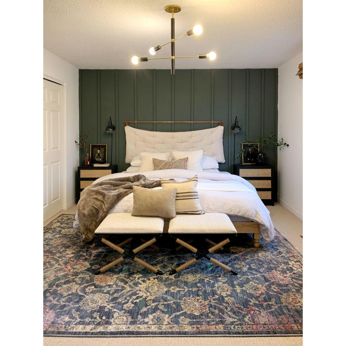 Asrid 4 Lights Chandelier Brass & Black finish - Bees Lighting