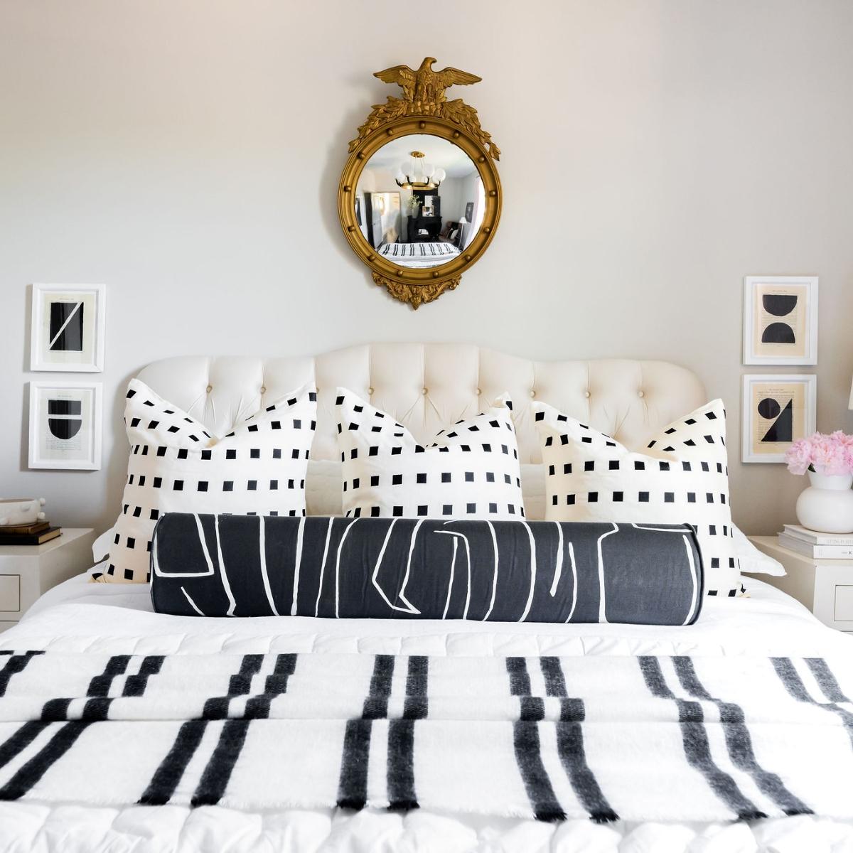 Naomi Table Lamp Black Lustro with Gold Leaf Combo Finish - Bees Lighting