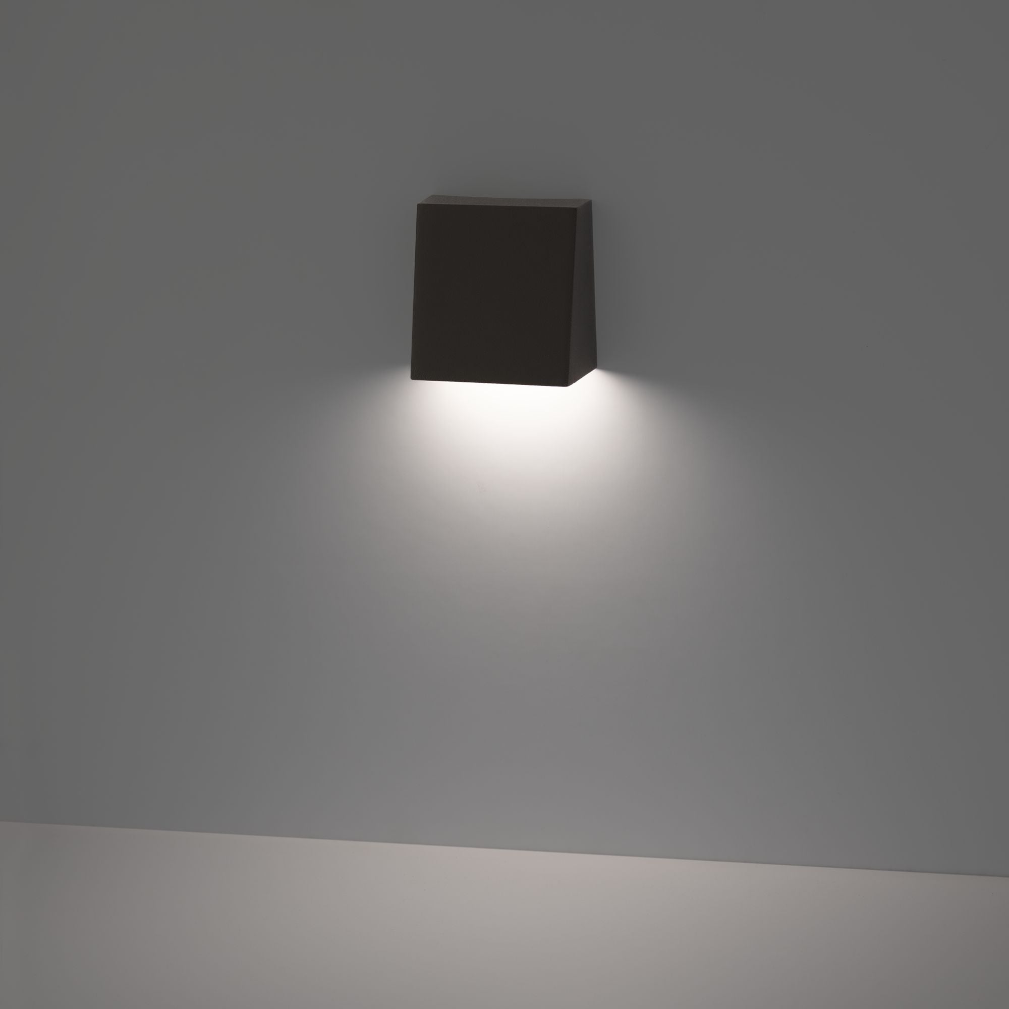 Playne 3-Inch LED Deck Light - 5CCT Selectable - Bronze