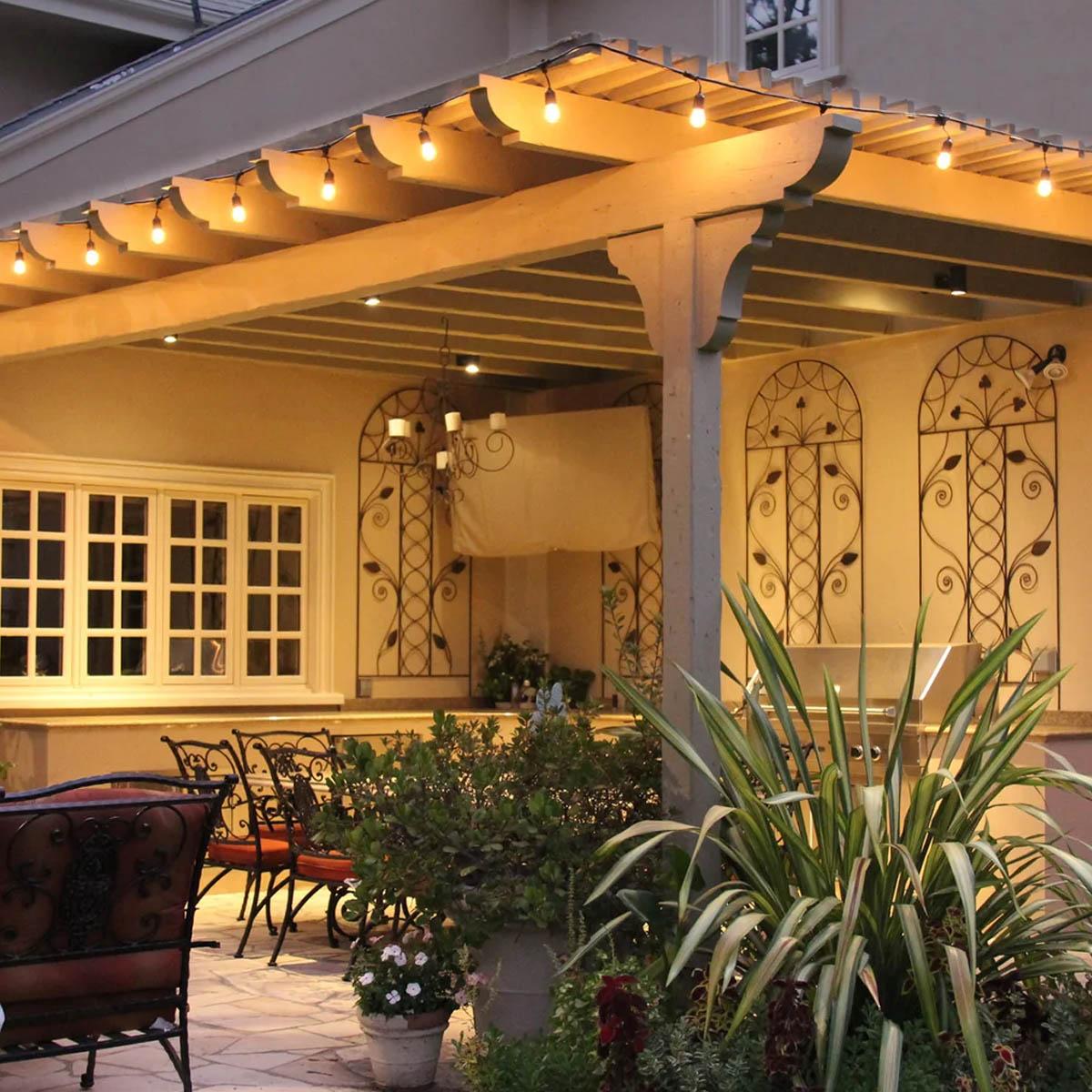 Commercial Grade LED String light, 330 Feet, 165 sockets, Suspended, E26 Medium Base - Bees Lighting