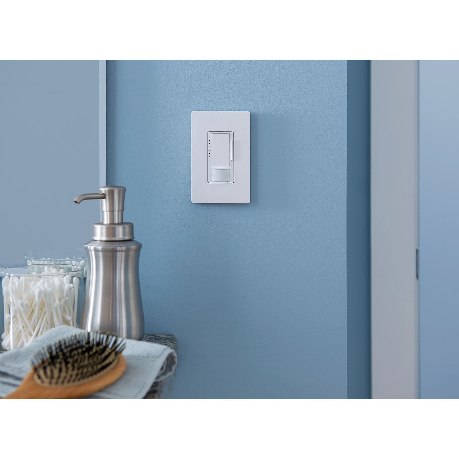 Maestro PIR 180° Occupany|Vanancy Motion Sensor LED+ Dimmer Switch, 150W, 120V, Light Almond - Bees Lighting