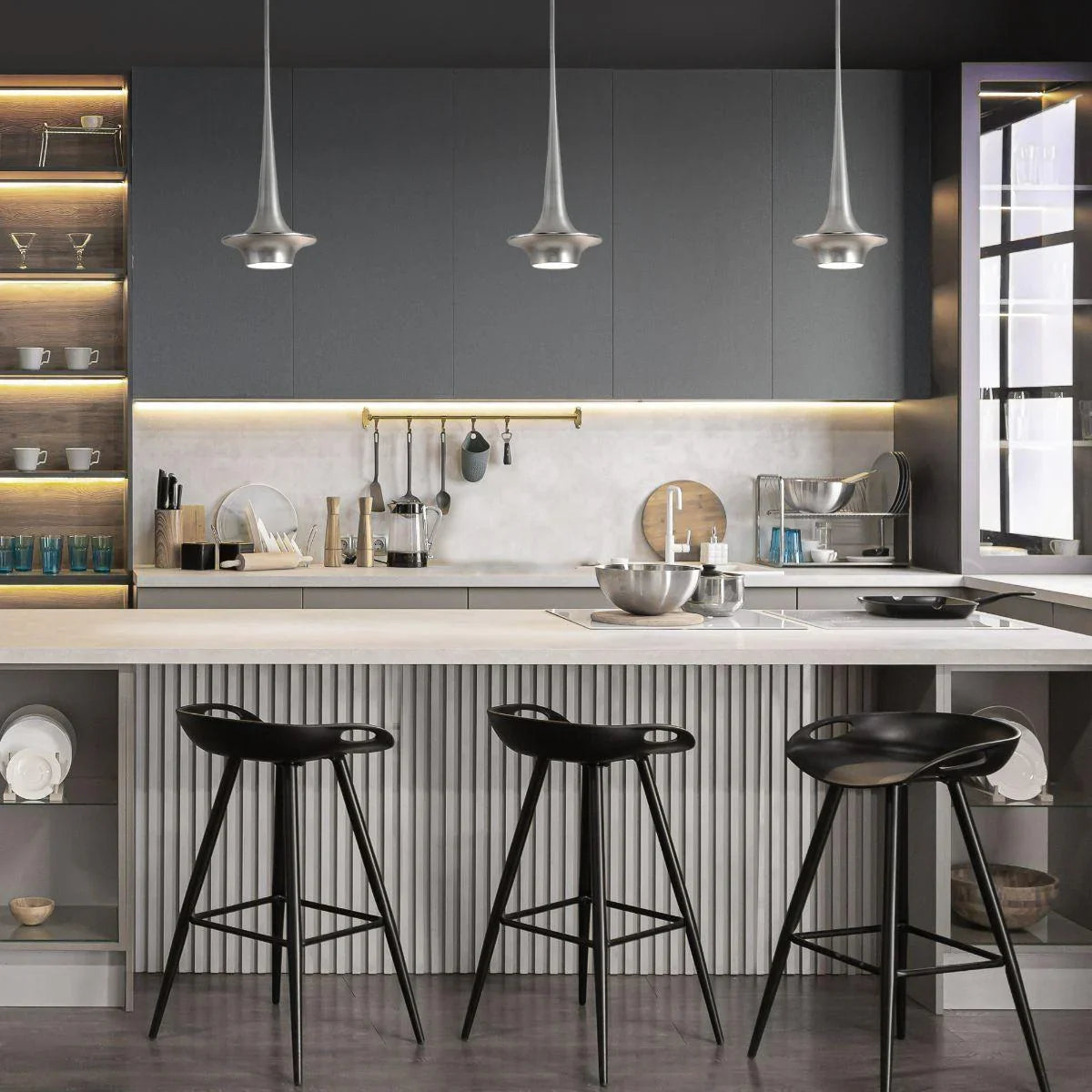 Hugo 10 in. LED Pendant Light - Bees Lighting