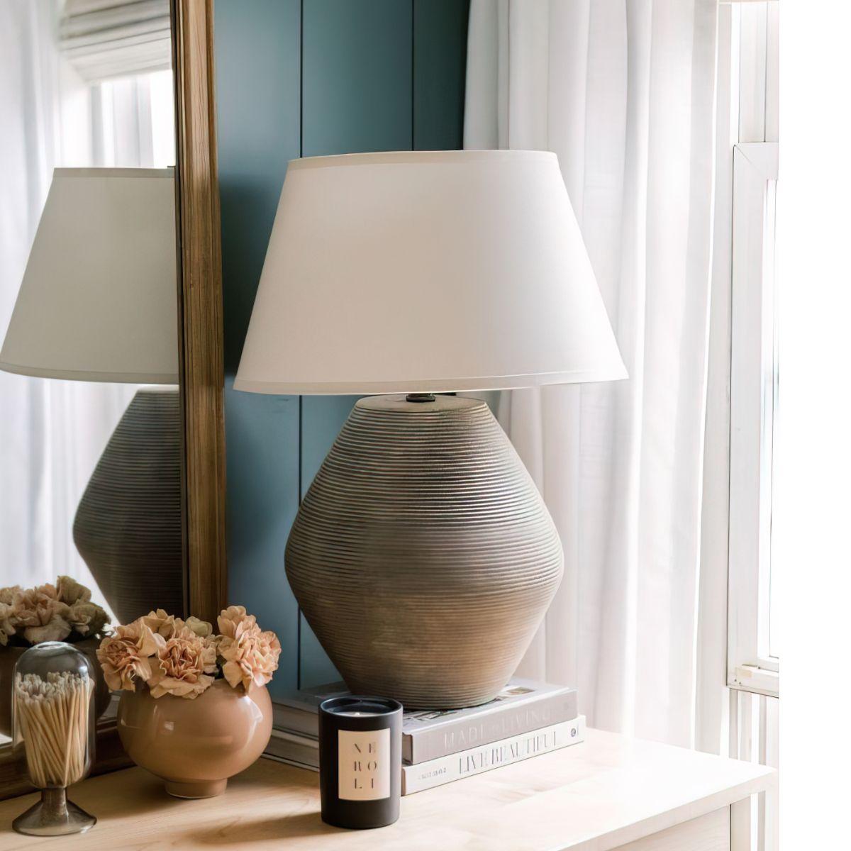 Calabria Table Lamp Reggio Finish - Bees Lighting