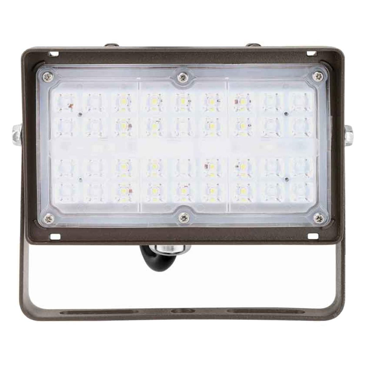 1,950 Lumens LED Flood Lights 15 Watts 5000K 120-277V - Bees Lighting