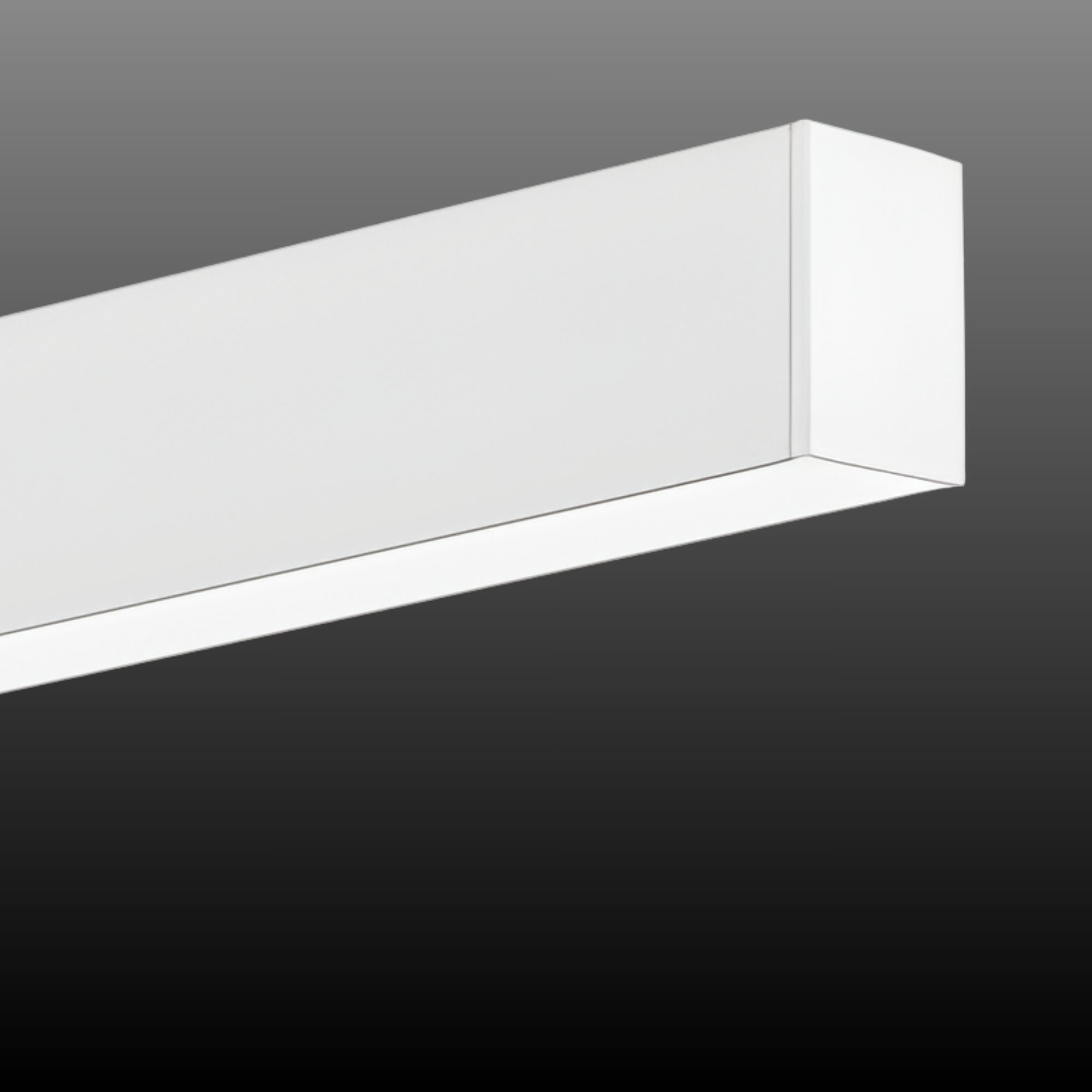 8ft LED Linear Light, 68W, 6800lm, 30K/35K/40K, 120-277V, Surface Mount