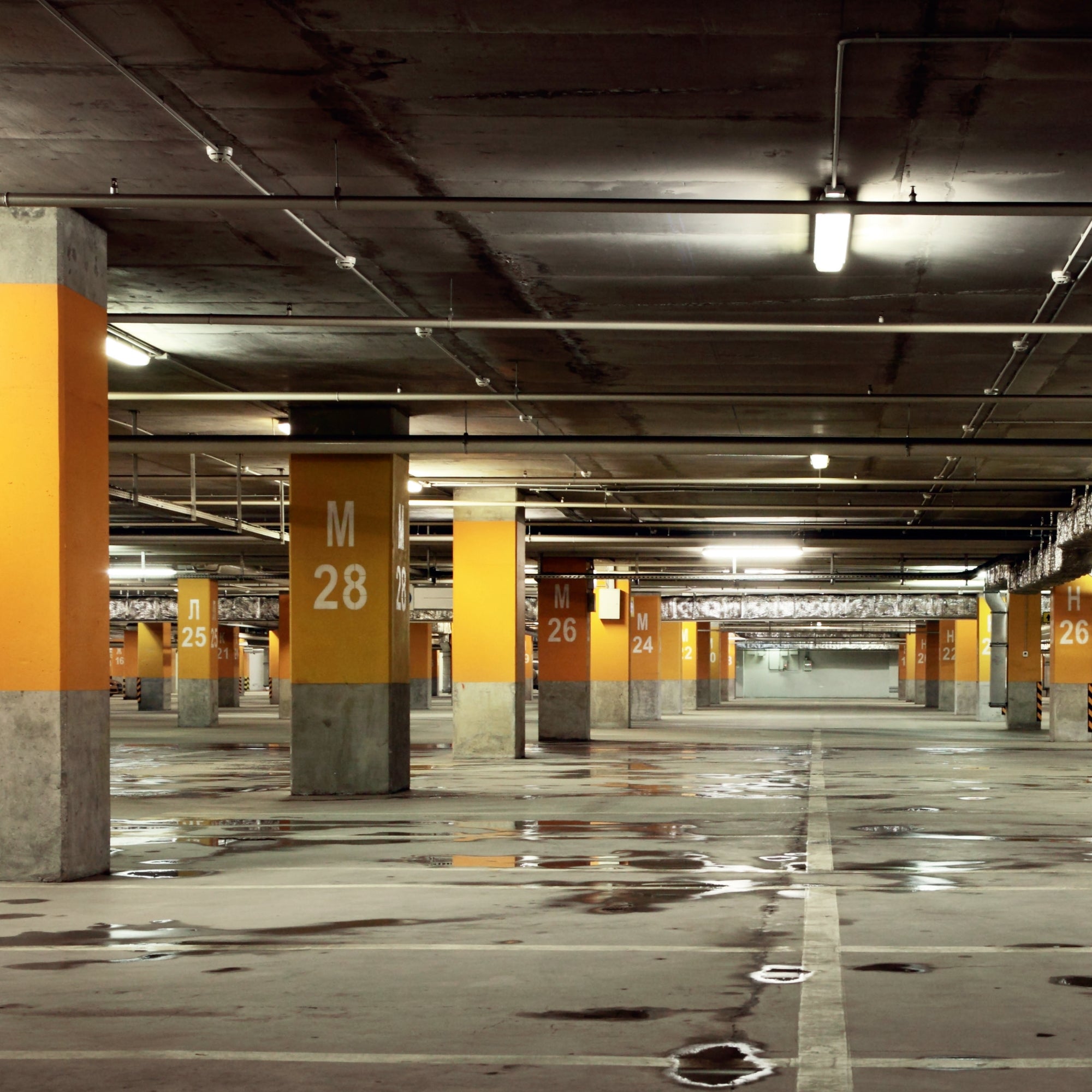 4ft LED Shop Light Vapor Tight with 2 T8 LED Tubes, 4000 Lumens, Ballast-Free, IP65