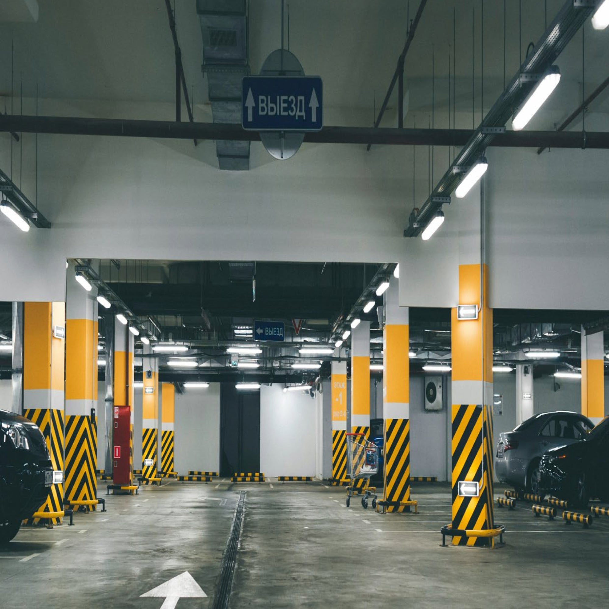 2ft LED Vapor Tight Light, 25W, 3100 Lumens, 5000K, 120-277V, Motion Sensor