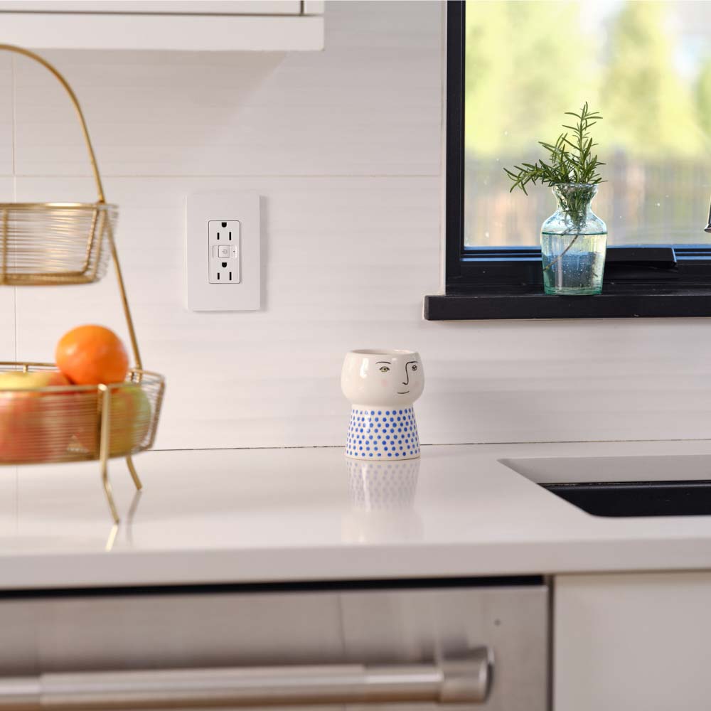 radiant 15A Smart Outlet with Netatmo, White - Bees Lighting