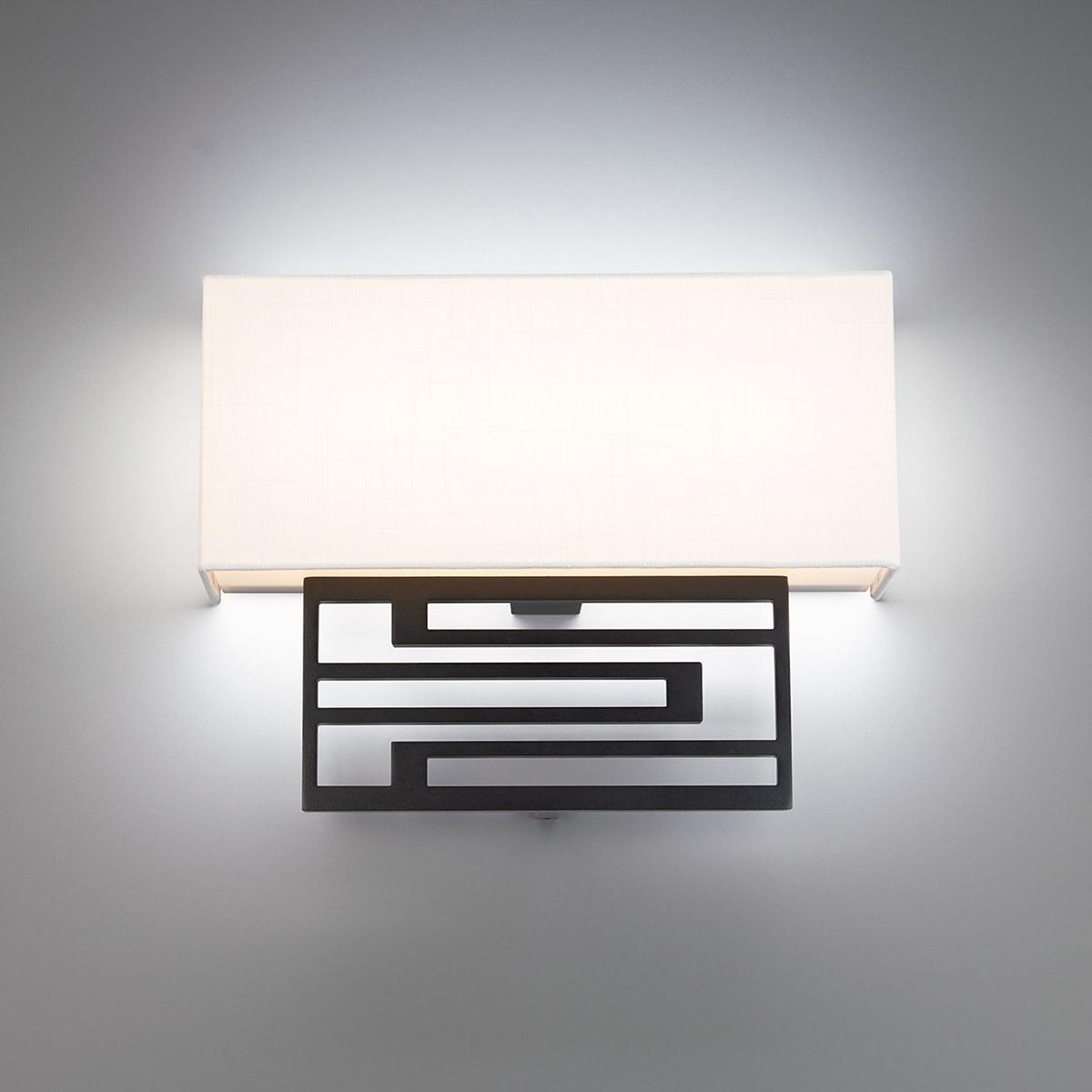 Vander 14 in. LED Wall Light 3000K Black finish - Bees Lighting