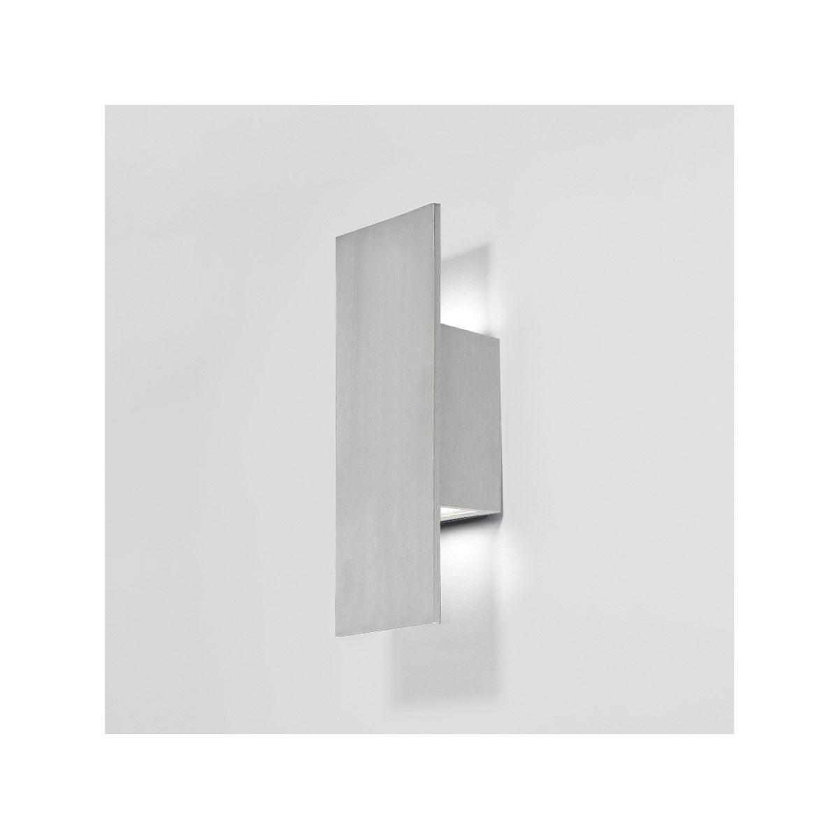 Icon 14 In. LED Outdoor Outdoor Wall Sconce 3000K