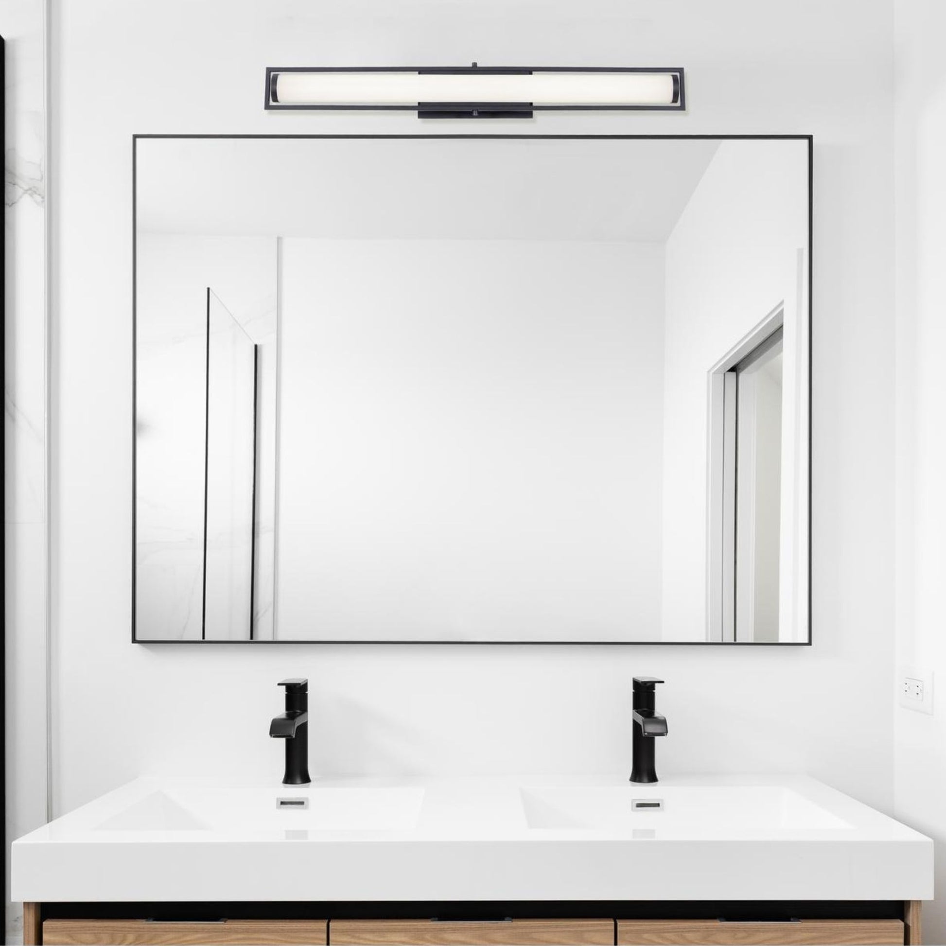 Jordan 36'' LED Bath Bar, Black Finish - Bees Lighting