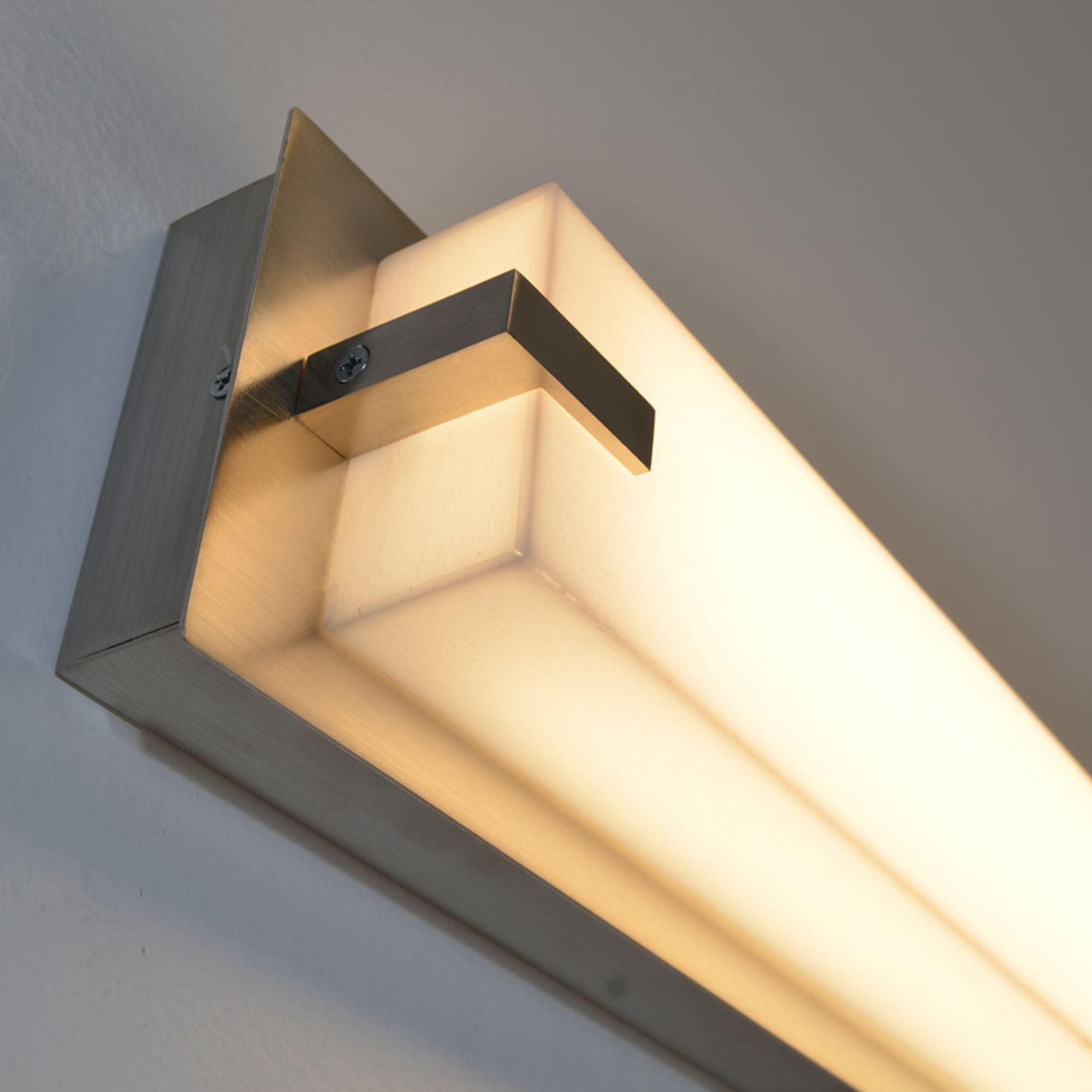 Sinclair 39 in. LED Bath Bar Satin Nickel Finish - Bees Lighting