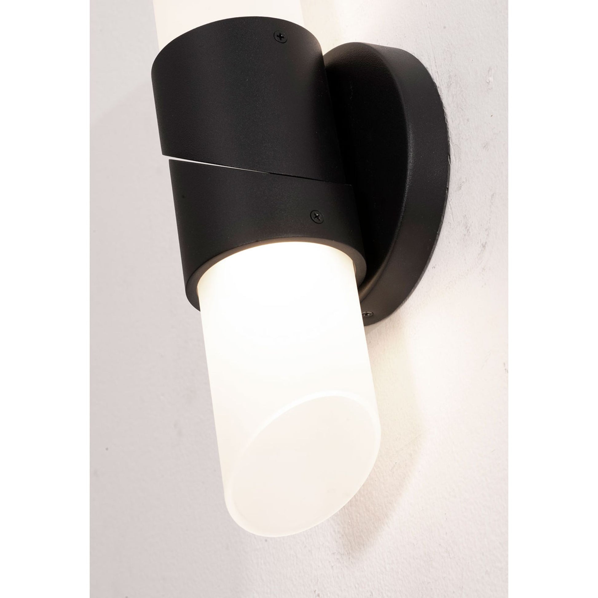Slice 13" LED Wall Sconce, Black Finish - Bees Lighting
