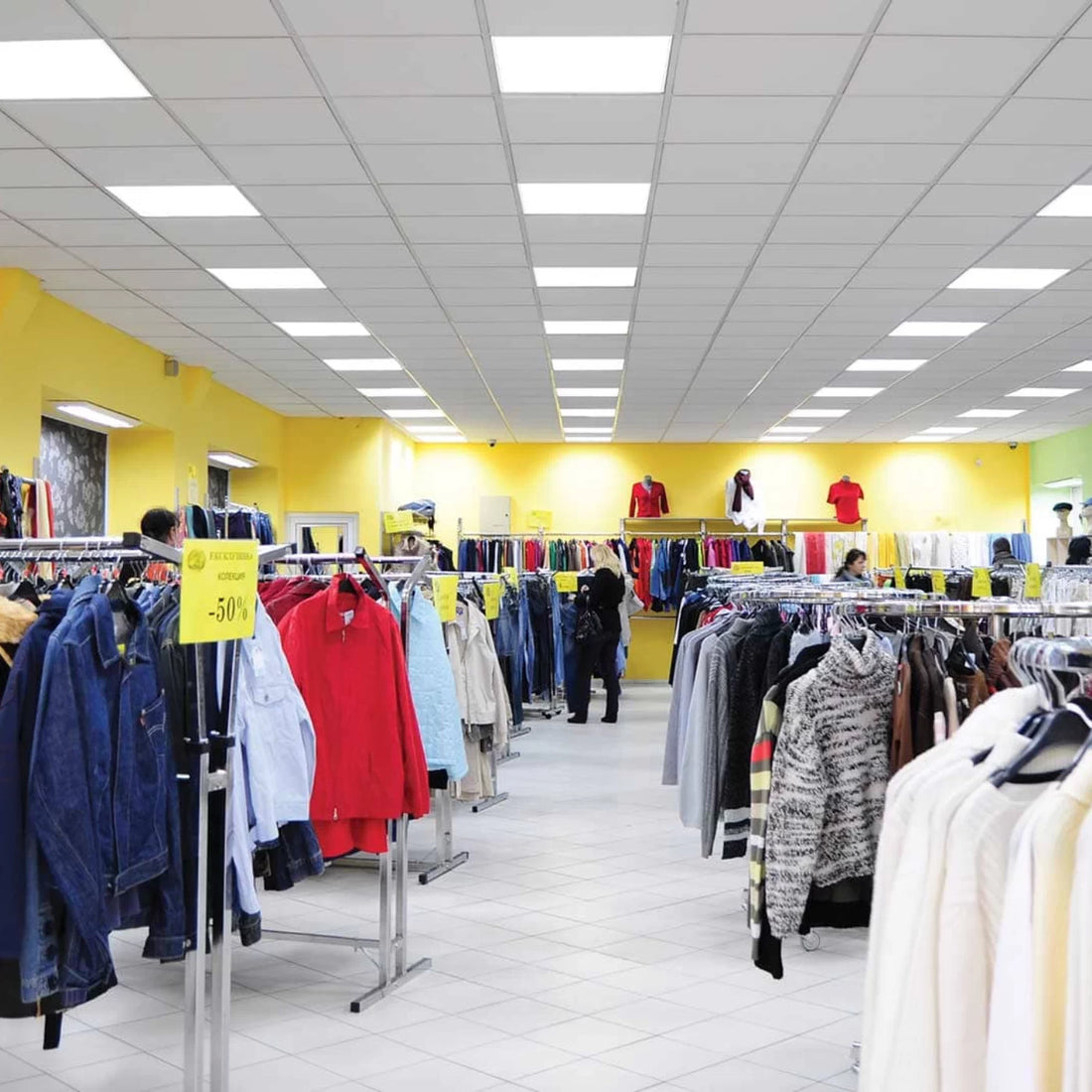 Troffer vs. LED Flat Panel: What’s the Difference?