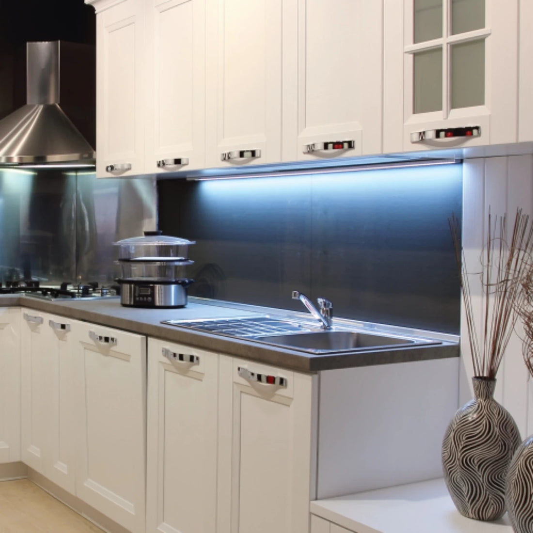 How to Choose Under Cabinet Lighting: A Complete Guide